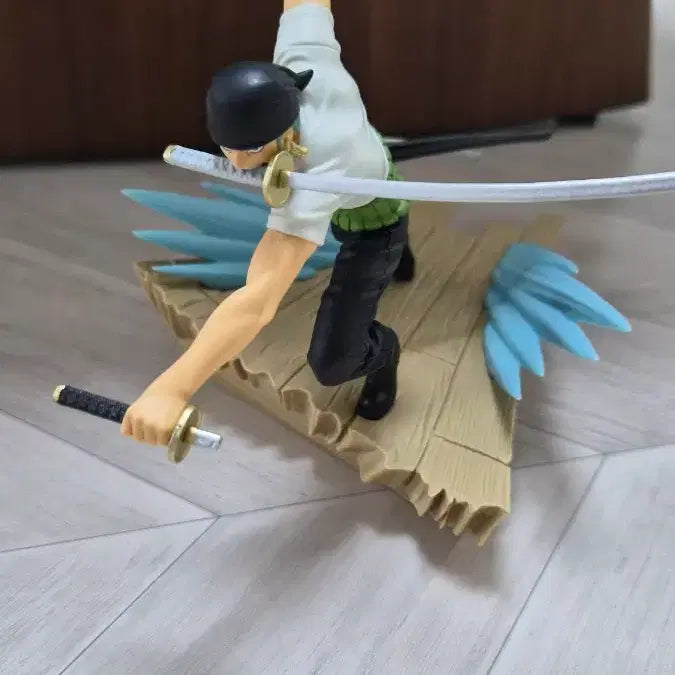 [BUNJANG] Banpresto One Piece Zoro &amp; Mihawk Figure Set / 반프레스토 원피스 전광절경 조로&amp;미호크 피규어 세트