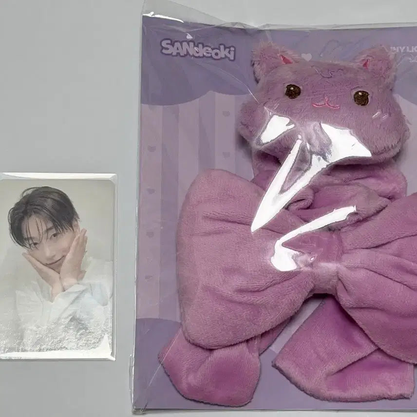 [BUNJANG] ATINY Dejavu Tiny Lightstick Scrunchie / 애니티즈 인 데자뷰 산덕이 타이니 응원봉 스크런치 양도