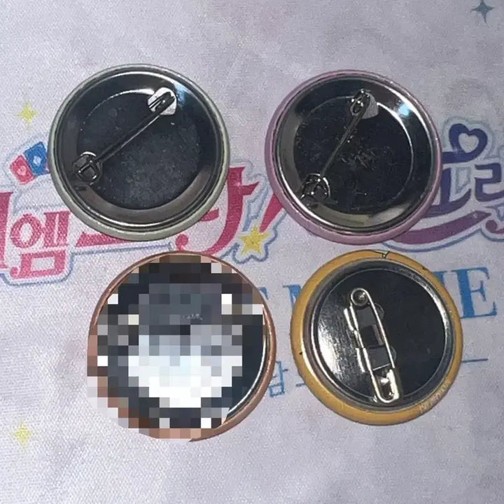[BUNJANG] Studio Ghibli Mini Badge Set / 지브리 도토리숲 미니 뱃지 4개
