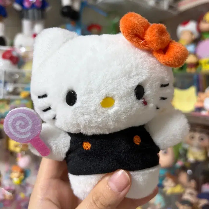 [BUNJANG] Hello Kitty Halloween Ghost Costume Doll Keychain / 헬로키티 할로윈 유령 코스튬 인형 키링
