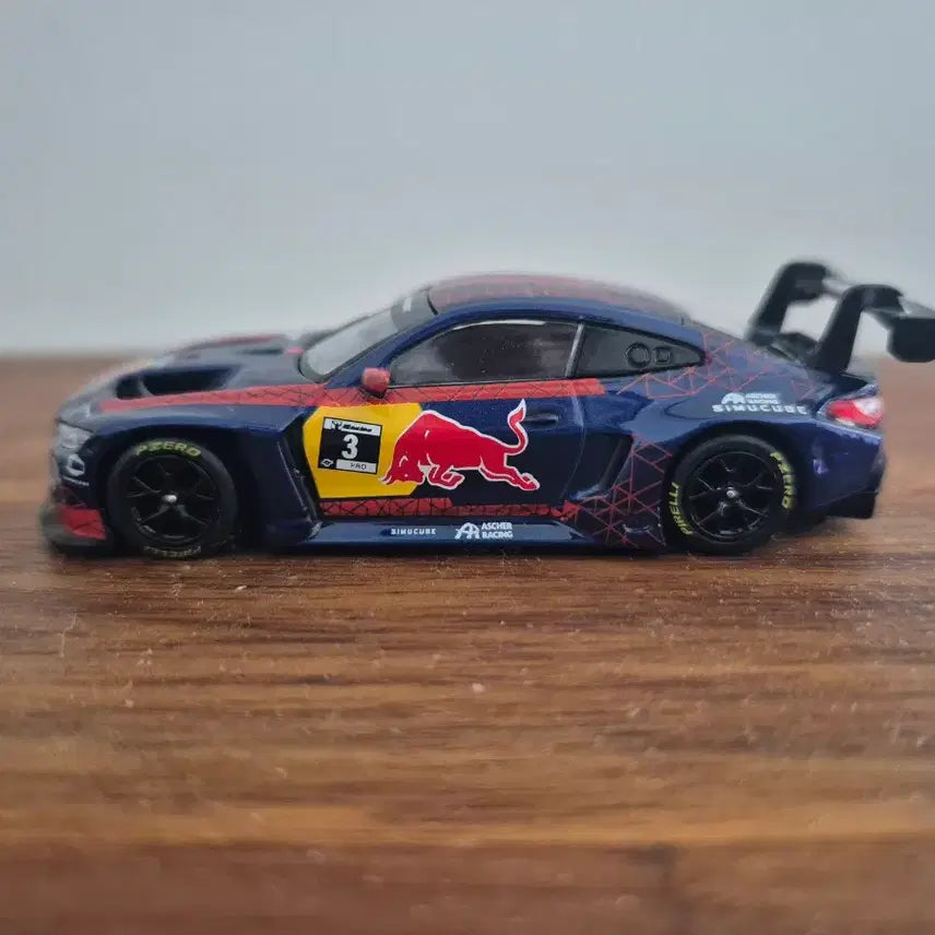 [BUNJANG] BMW M4 GT3 Red Bull Max Verstappen 1:64 Scale Model / BMW M4 GT3 레드불 막스 베르스타펜 (1:64)