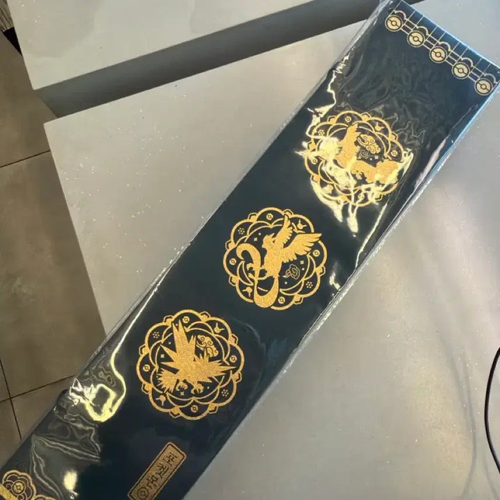 [BUNJANG] Pokemon 30th Anniversary Ancient Collection Scroll Limited Edition / 포켓몬 스토어 고풍에디션 족자 30주년 전설 한정판