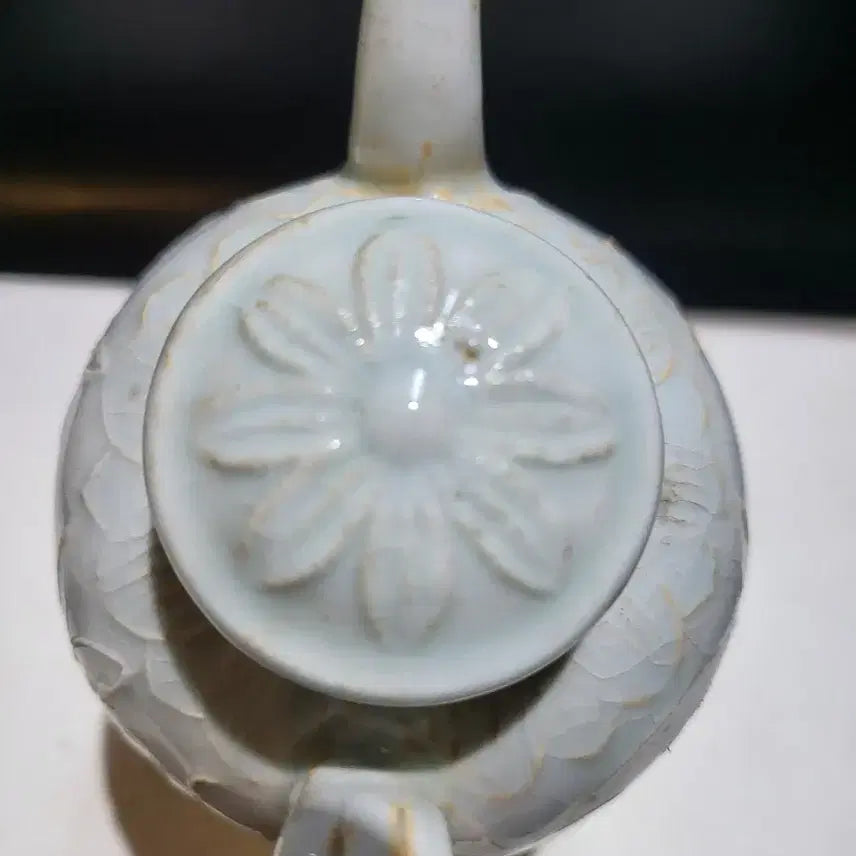 [BUNJANG] Korean Celadon Teapot with Floral Pattern / 영청자 주전자