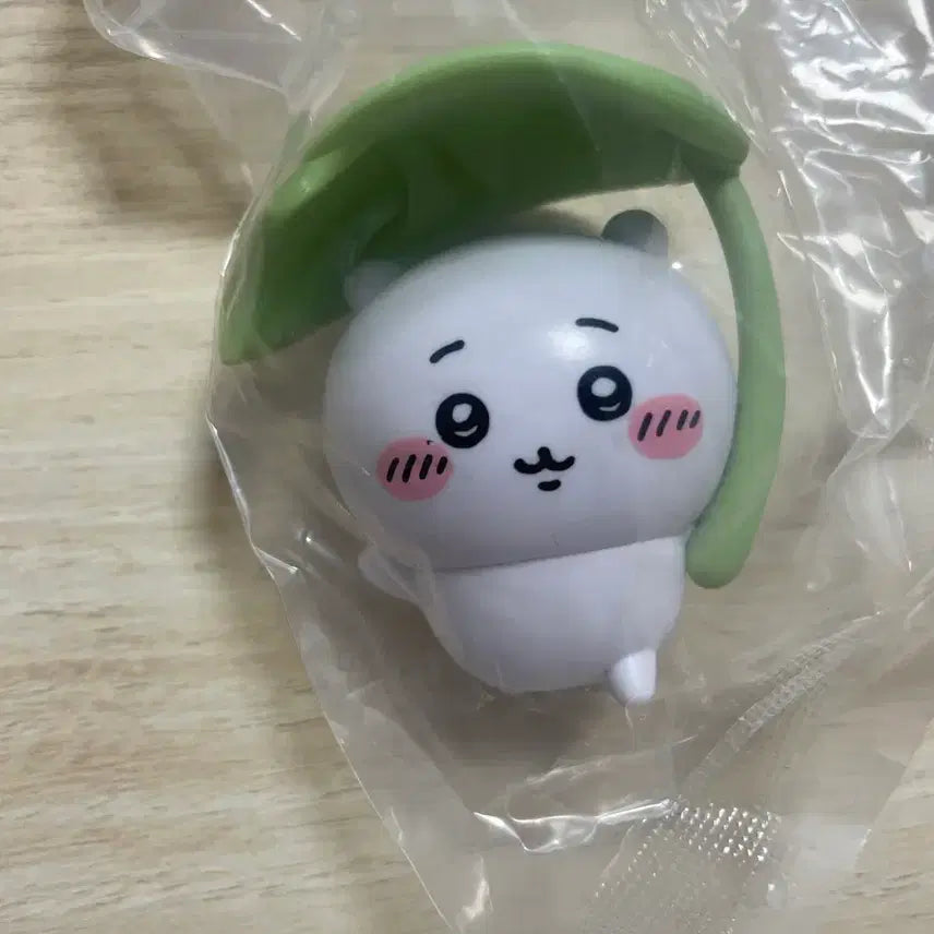 [BUNJANG] Cheekawa Chikawa Umbrella Figure / 먼작귀 우산 피규어 치이카와