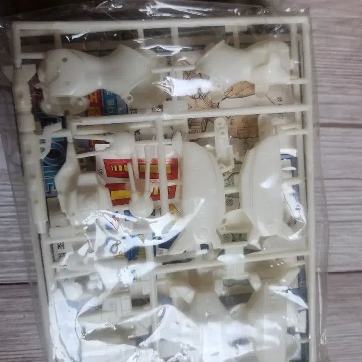 [BUNJANG] Universal Scientific Lady Gundam Plastic Model Kit / 유니버샬과학 레이디건담 프라모델