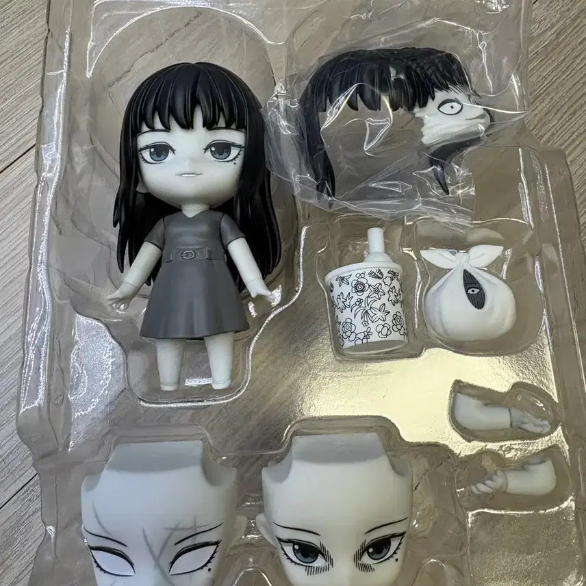 [BUNJANG] Junji Ito Tomie Nendoroid (Unsealed) / 넨도로이드 이토준지 토미에 개봉품