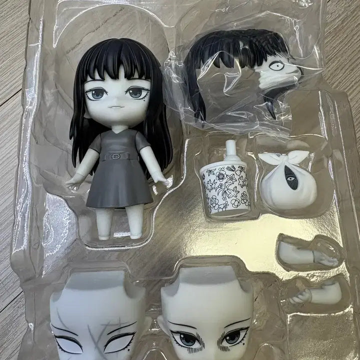 [BUNJANG] Junji Ito Tomie Nendoroid (Unsealed) / 넨도로이드 이토준지 토미에 개봉품