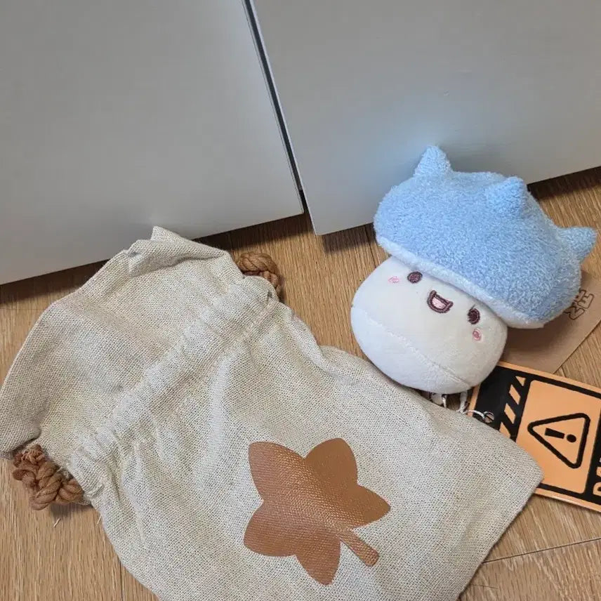 [BUNJANG] MapleStory Horn Mushroom Plush / 새제품) 메이플 뿔버섯인형