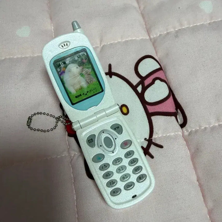 [BUNJANG] Folder Phone Gacha White / 폴더폰 가챠 화이트 양도