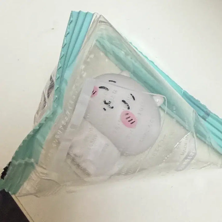 [BUNJANG] Chiikawa Figure (Sealed) / 치이카와 피규어(미개봉