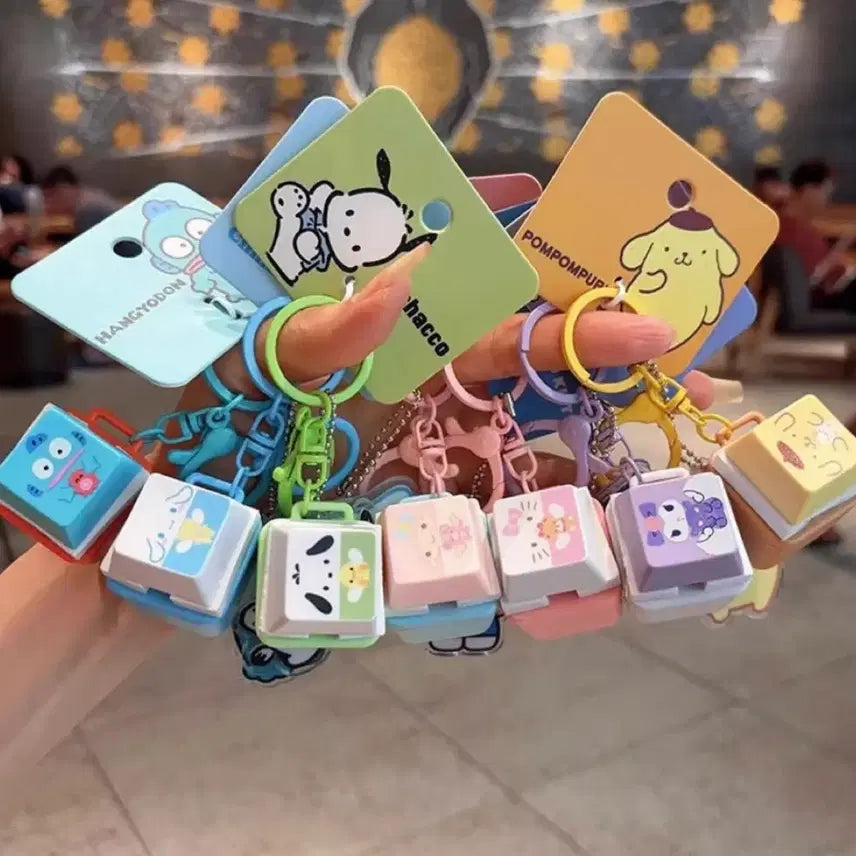 [BUNJANG] Sanrio Hello Kitty Large LED Keycap Keychain / 정품 산리오 헬로키티 대왕 LED 키캡키링