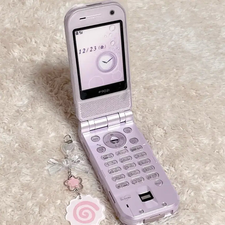 [BUNJANG] Docomo Lavender Mockup Phone Y2K Japanese Folder Phone / 도코모 라벤더 목업폰 모형폰 고전 일본 폴더폰 핸드폰 휴대폰 y2k docomo
