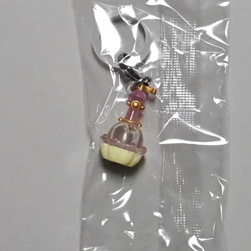 [BUNJANG] Magical Doremi "Pâtissier Poron" II Charm / 꼬마 마법사 레미 메지루시 (파티시에 포론) II