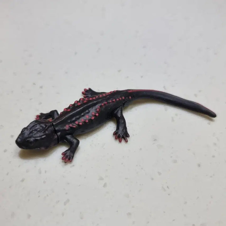 [BUNJANG] Kaiyodo Furuta Choco Egg Salamander Figure Set (2 Types, Rare) / 카이요도 후루타 초코에그 도룡뇽 피규어 2종 일괄