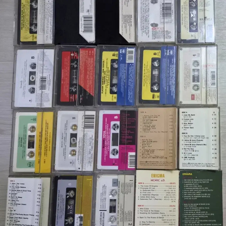 [BUNJANG] Pop Rock Cassette Tape Bundle (Unsealed) / 팝록 카세트테이프 20장 (개봉 카세트테이프)