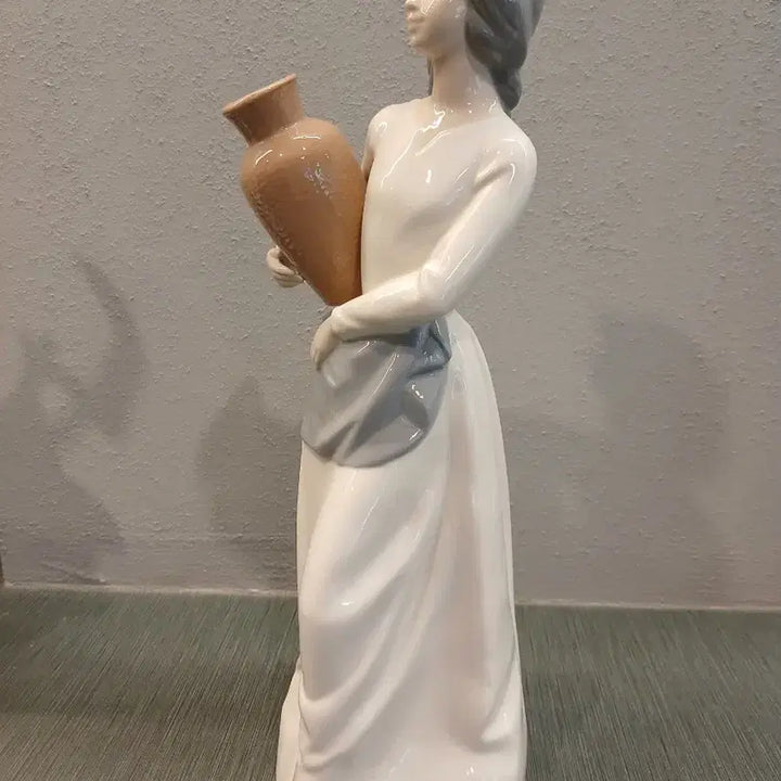 [BUNJANG] Miramas Large Figurine (30cm) / 스페인 미르마스 대형피겨린(30센티)