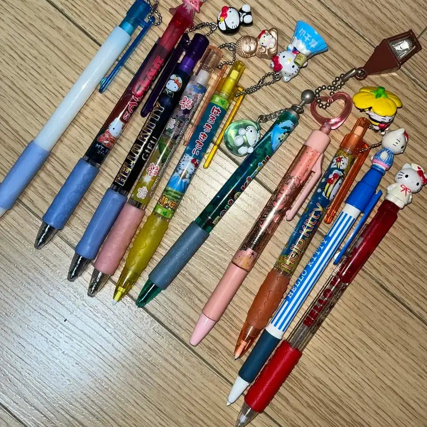 [BUNJANG] Vintage Kitty Pen/Mechanical Pencil Bundle / 일괄)고전키티펜/고전키티샤프/눈토끼/알프스물방울/간호사/불상키티/키티알맹이
