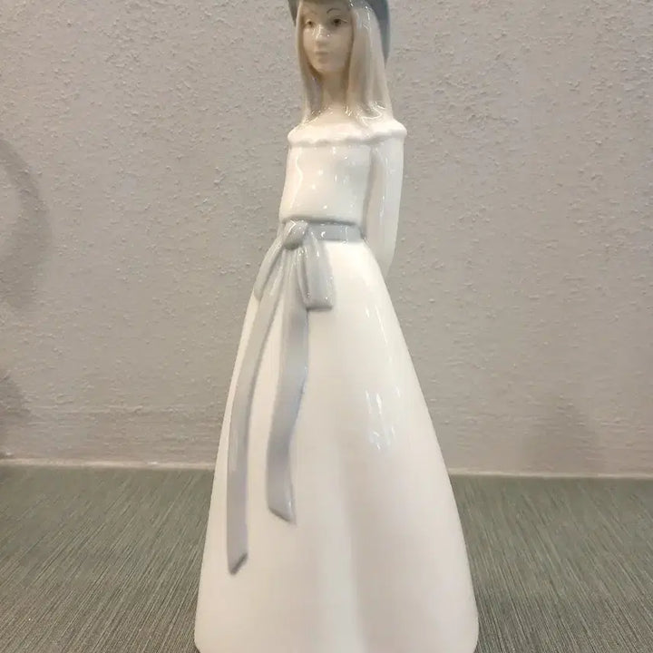 [BUNJANG] Porceval Spain 23cm Figurine / 포르체발 피겨린(23센티)
