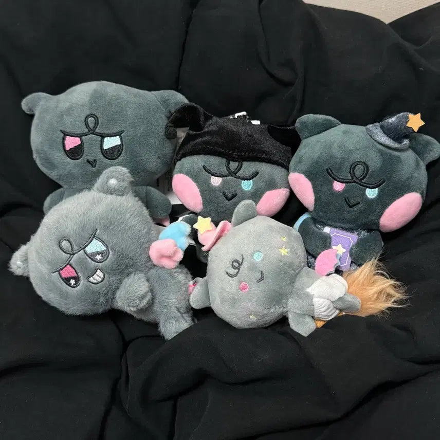 [BUNJANG] ATEEZ Mytees Kamyu Doll Bundle Set / 에이티즈 마이티즈 깜요 일괄 양도