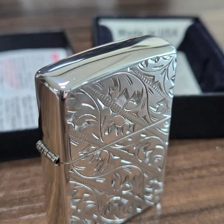 [BUNJANG] Sterling Silver Hand Engraved Zippo Lighter 2015 / 순은 지포 핸드 인그레이빙 (스털링 실버)