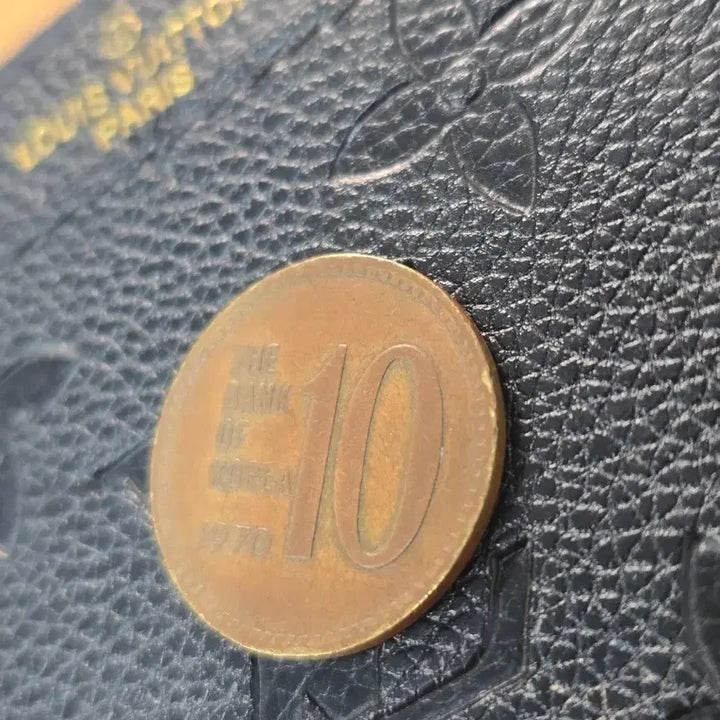[BUNJANG] 1970 South Korean 10 Won Copper Coin / 1970년 10원 한국은행 적동전