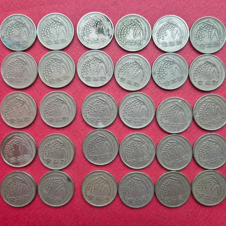 [BUNJANG] 1985 50 Won Used Coins (30 pcs) / 1985년 50원 사용제 동전 30개 -1-