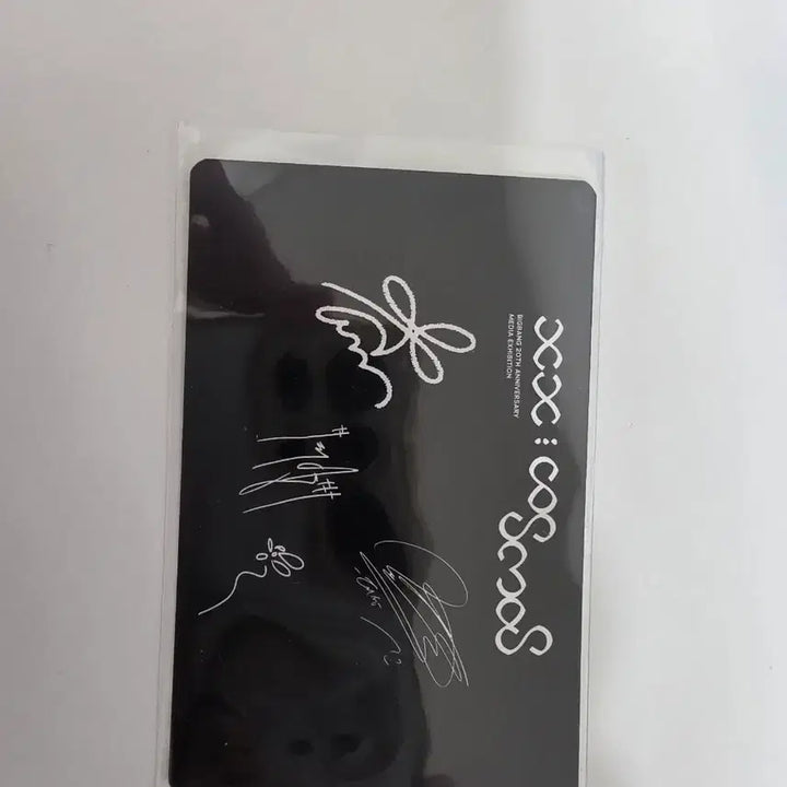 [BUNJANG] Big Bang Exhibition Group Version Photocard / 빅뱅 전시회 포카 포토카드 단체 버전 양도합니다