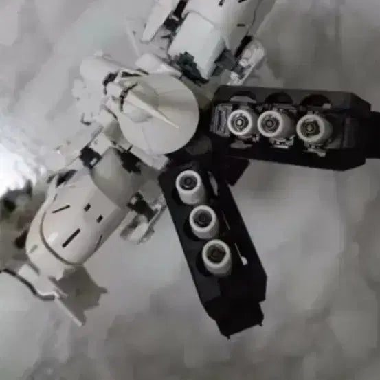 [BUNJANG] RG White Sazabi Model Kit (Sealed) / Rg화이트사자비 미개봉 판매