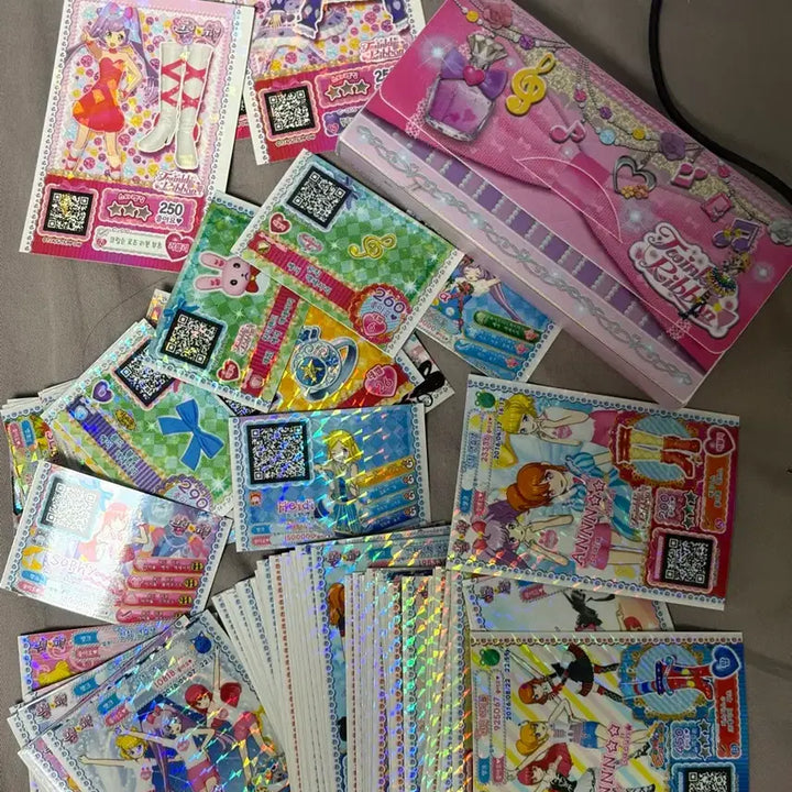 [BUNJANG] PriPara Ticket Bundle Set (Season 1 Focus) with Case / 프리파라 티켓+케이스일괄(1기 위주)