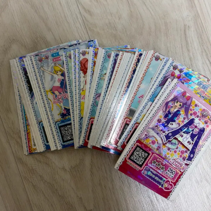 [BUNJANG] PriPara Ticket Bundle Set (Season 1 Focus) with Case / 프리파라 티켓+케이스일괄(1기 위주)