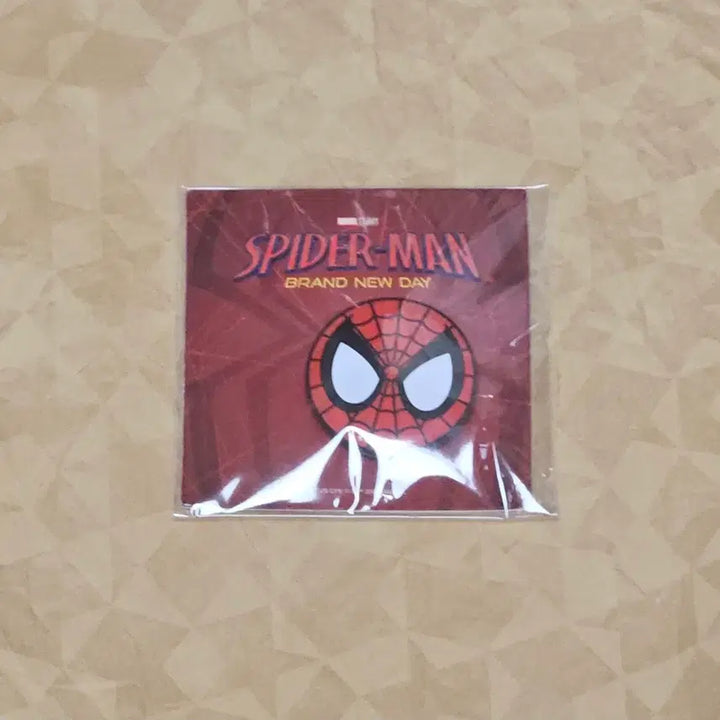[BUNJANG] Spider-Man Pin Badge (Sealed) / 스파이더맨 핀뱃지(미개봉)