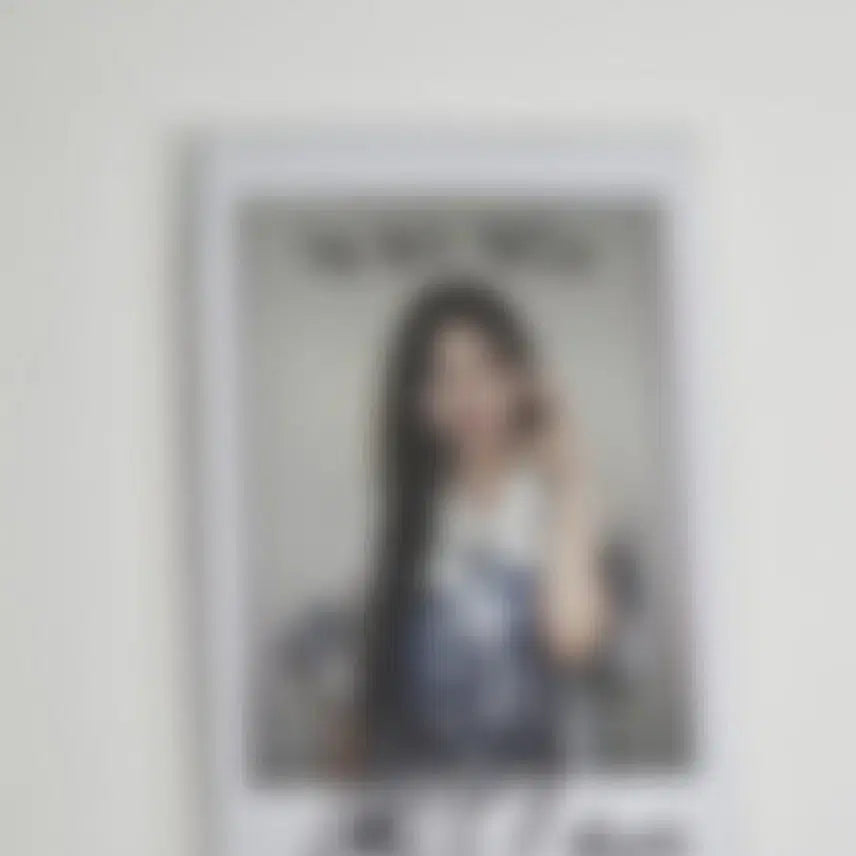 [BUNJANG] STAYC ISA Signed Polaroid / 스테이씨 아이사 싸인 폴라로이드 판매합니다