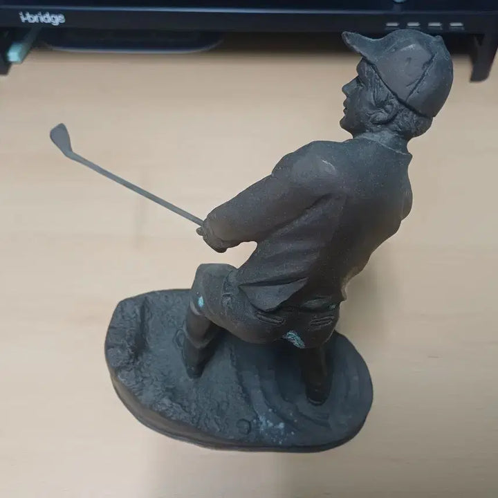 [BUNJANG] Bronze Golf Player Sculpture / 골프 선수 조각상 조각 작품 동 조각