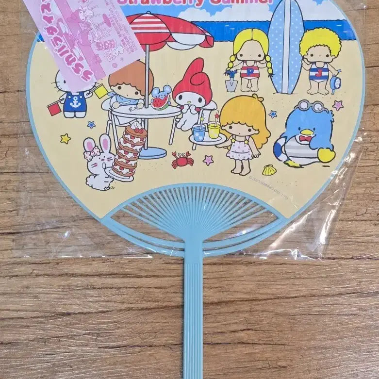 [BUNJANG] Sanrio Strawberry Summer Character Fan 2023 / 2023 산리오 캐릭터 부채 스트로베리 써머