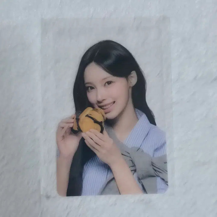 [BUNJANG] RESCENE Seonyu Photocard Set (9 cards, 8 types + 1 duplicate) / 리센느빵 포토카드 8장(7종+중복1) 개봉 포카 팜