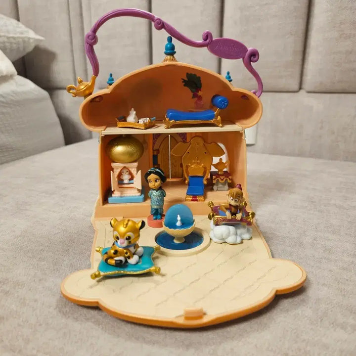 [BUNJANG] Disney Aladdin Animator Micro Playset Jasmine / (택배비포함)디즈니베이비돌 자스민 알라딘 애니메이터 마이크로플레이세트