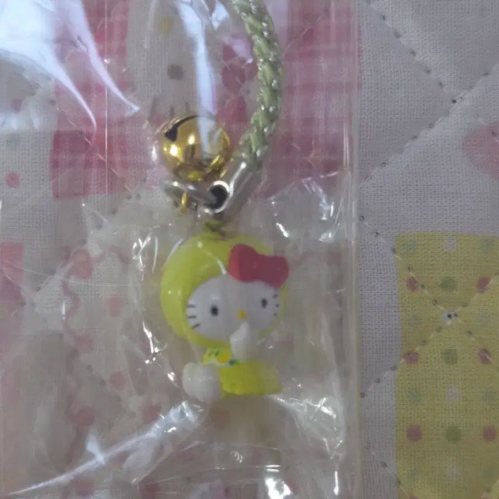 [BUNJANG] Classic Hello Kitty Tottori Strap / 고전 헬로키티 스트랩(돗토리)