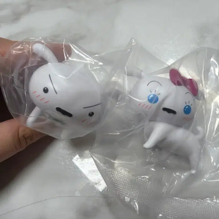 [BUNJANG] Crayon Shin-chan CGV Hiddden Whitey Figure / 짱구 CGV 피규어 흰둥이 히든 새상품