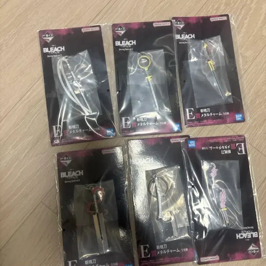 [BUNJANG] Bleach Zanpakuto Keychain Set (6 Types) / 블리치 참백도 e상 키링 6종