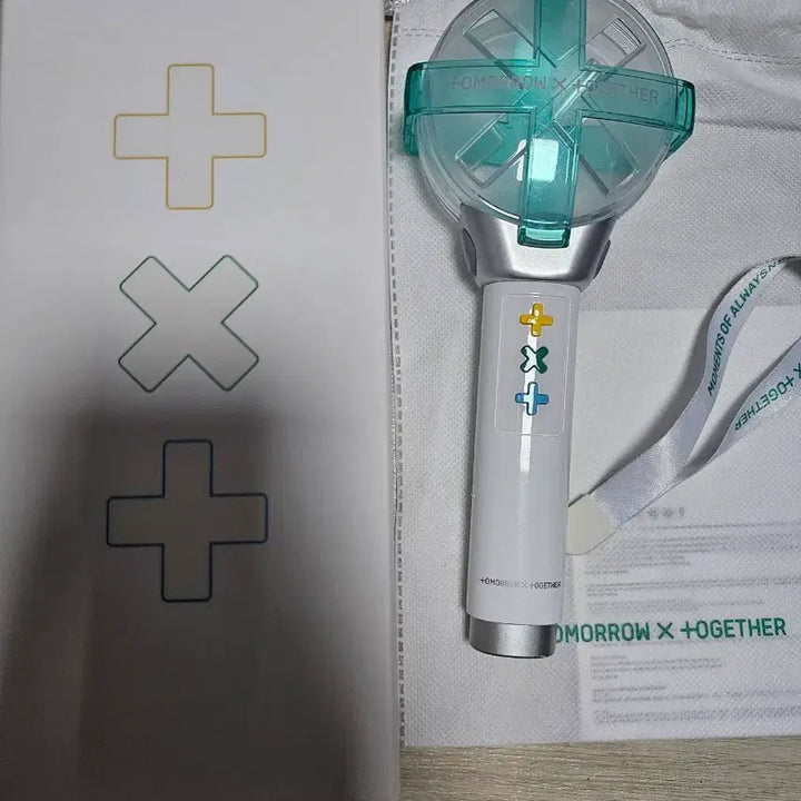 [BUNJANG] TXT Tomorrow X Together Version 1 Lightstick / 투바투 투모로우바이투게더 응원봉 버전 1 양도