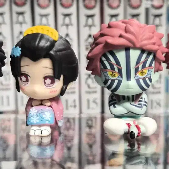 [BUNJANG] Demon Slayer Gacha Figures Bundle Set (Akaza, 4 Types) / 귀멸의 칼날 가챠 피규어 아카쟈 외 4종 일괄