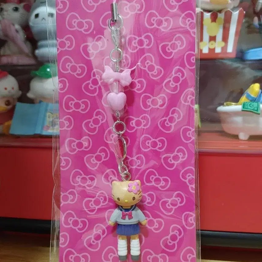 [BUNJANG] Sanrio Hello Kitty Closet Collection Strap Keychain - School Uniform Tanning / [산리오] 헬로키티 클로젯 컬렉션 스트랩 키링 - 교복 태닝 키링