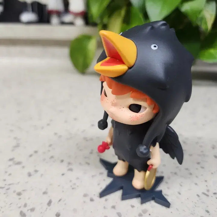[BUNJANG] Hirono Crow Figure / 히로노/까마귀