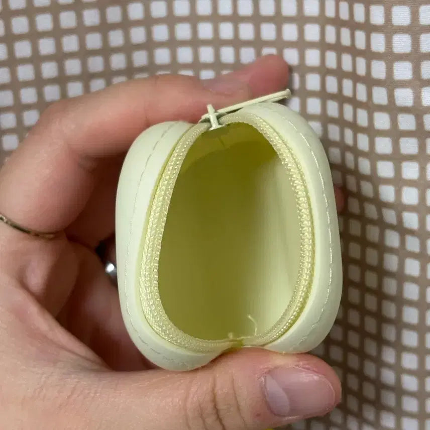 [BUNJANG] Rilakkuma Silicone Mini Pouch Keychain / 리락쿠마 실리콘 미니 파우치 키링
