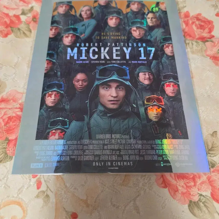 [BUNJANG] Mickey 17 Art Card / 미키17 아트카드