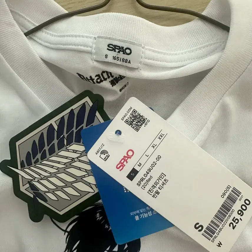 [BUNJANG] SPAO Attack on Titan T-shirt / 스파오 진격의거인 반팔티