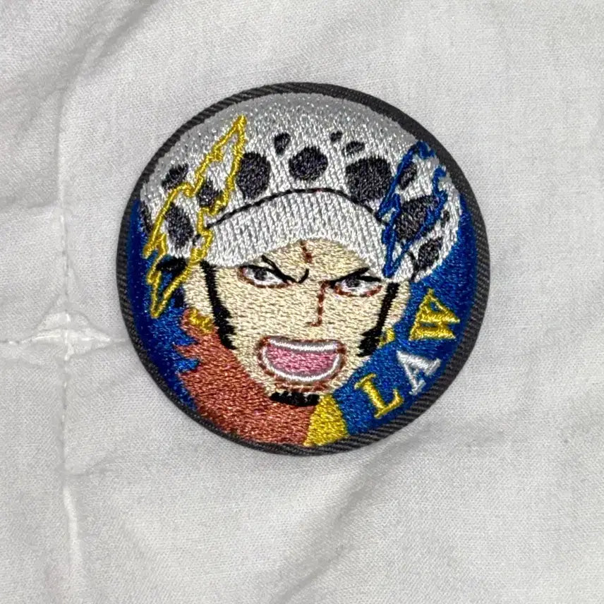 [BUNJANG] One Piece Trafalgar Law Fabric Badge / 원피스 트라팔가 로우 패브릭 뱃지