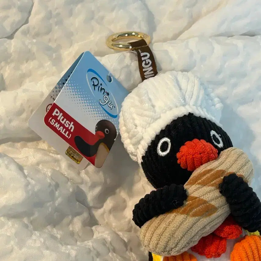 [BUNJANG] Pingu Corduroy Bakery Costume Doll Keychain / 택0,새상품) 핑구 코듀로이 베이커리 코스튬 인형 키링