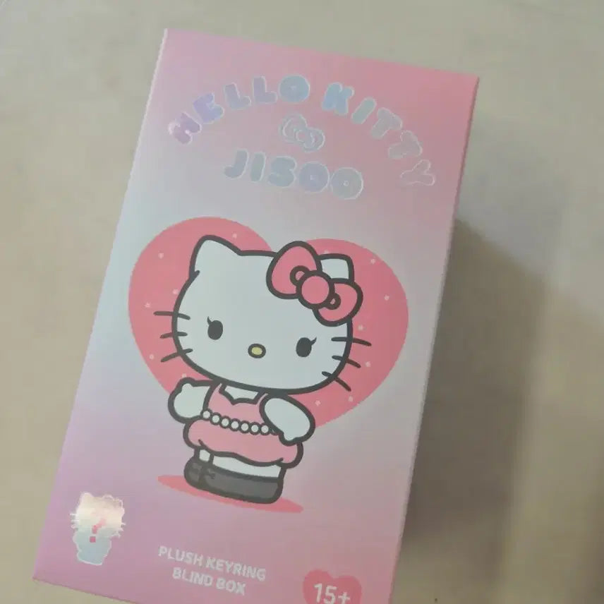 [BUNJANG] Hello Kitty x Jisoo Collaboration Plush Keychain (Random, Sealed) / 박스 미개봉 헬로키티X지수 플러시키링 단품 랜덤미개봉수량1