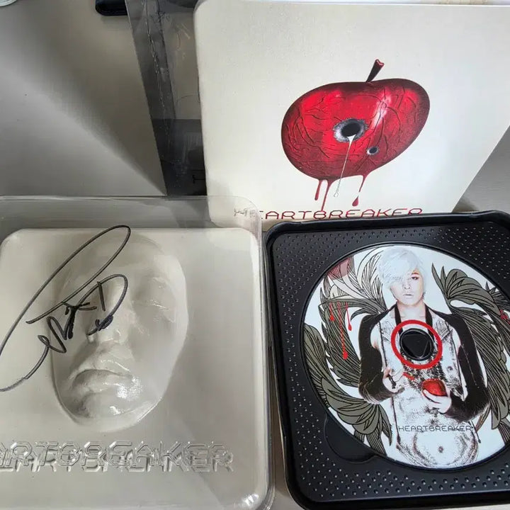 [BUNJANG] G-Dragon Heartbreaker Signed Album / 지디 지드래곤 권지용 싸인 하트브레이커 HEARTBREAKER